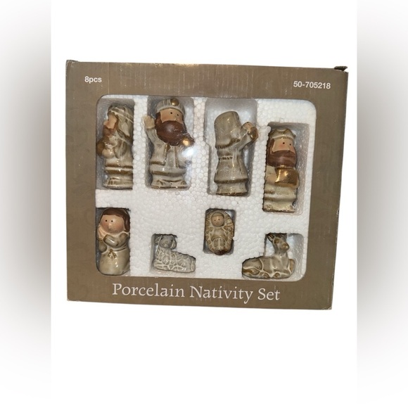 Other - New Small 8 Piece Porcelain Nativity Set Hand Painted
